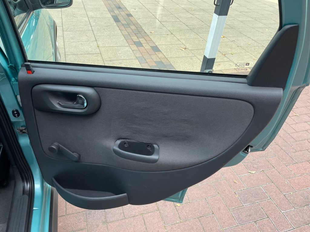 Used Vauxhall Corsa 2005 for sale - 77269197: Photo 31