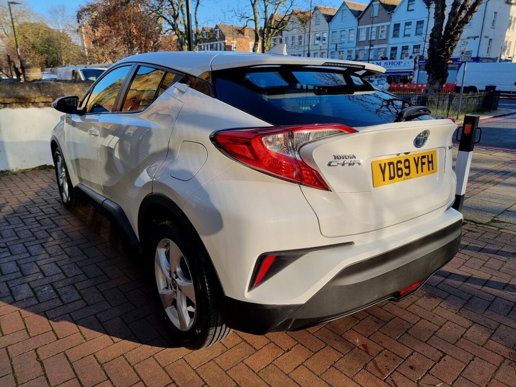 Used Toyota C-HR 2019 for sale - 77153379: Photo 25