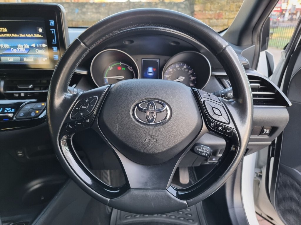 Used Toyota C-HR 2019 for sale - 77153379: Photo 46