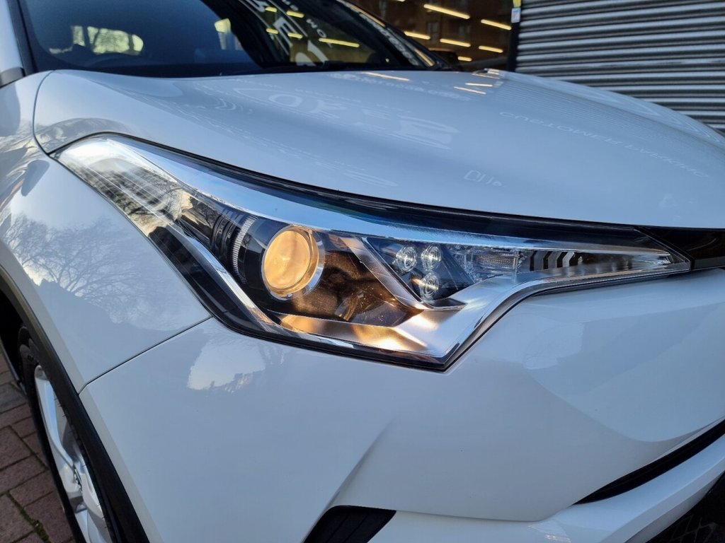 Used Toyota C-HR 2019 for sale - 77153379: Photo 5