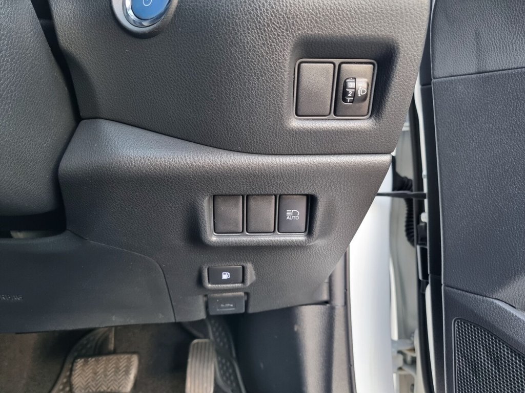 Used Toyota C-HR 2019 for sale - 77153379: Photo 50