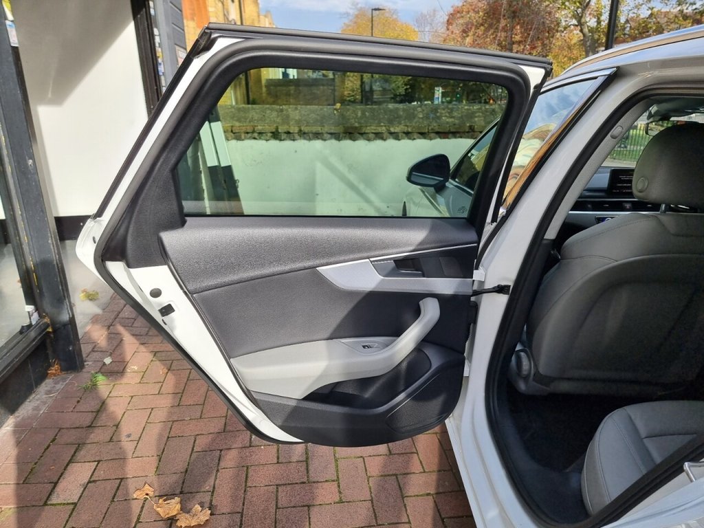 Used Audi A4 Avant 2018 for sale - 76345950: Photo 26