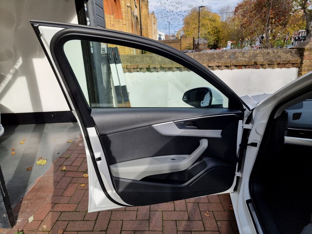 Used Audi A4 Avant 2018 for sale - 76345950: Photo 30