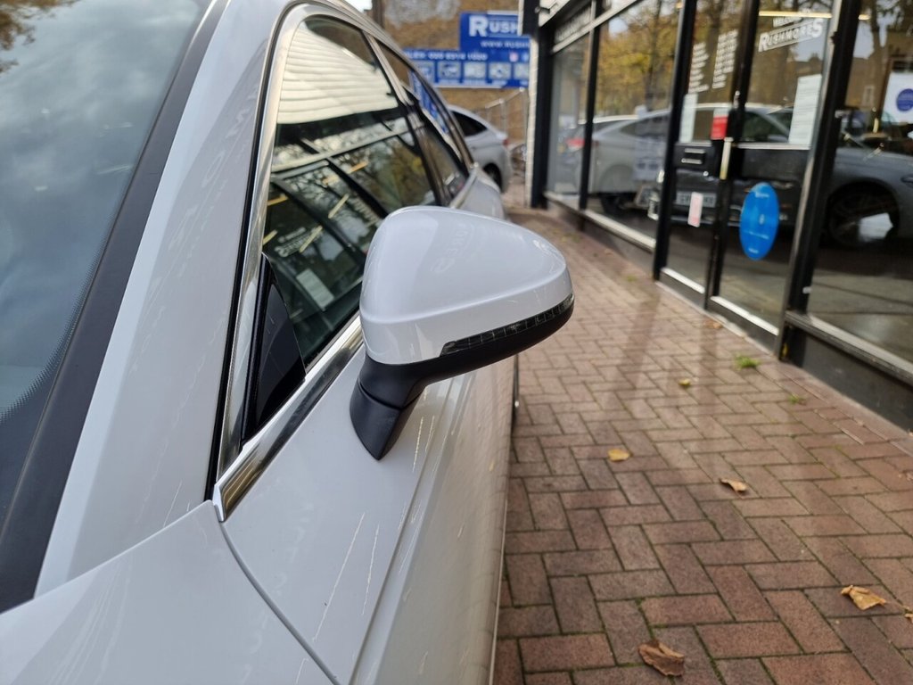 Used Audi A4 Avant 2018 for sale - 76345950: Photo 35