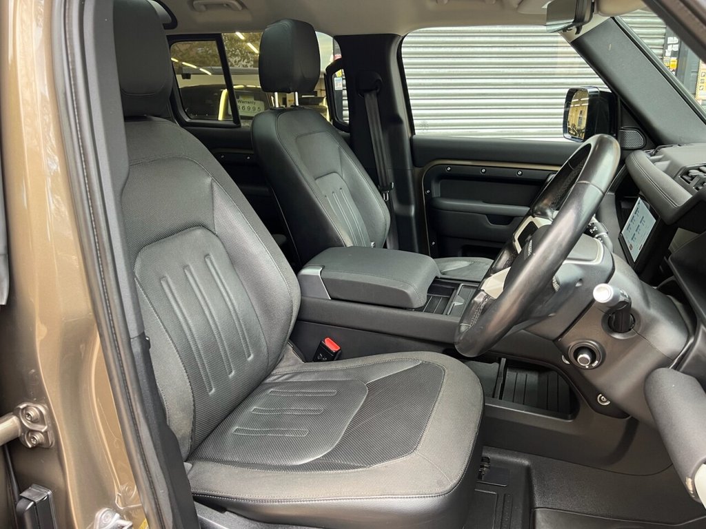 Used Land Rover Defender 2020 for sale - 76356677: Photo 7