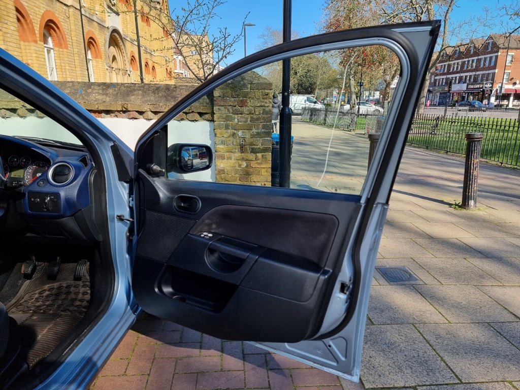 Used Ford Fiesta 2006 for sale - 77952413: Photo 12