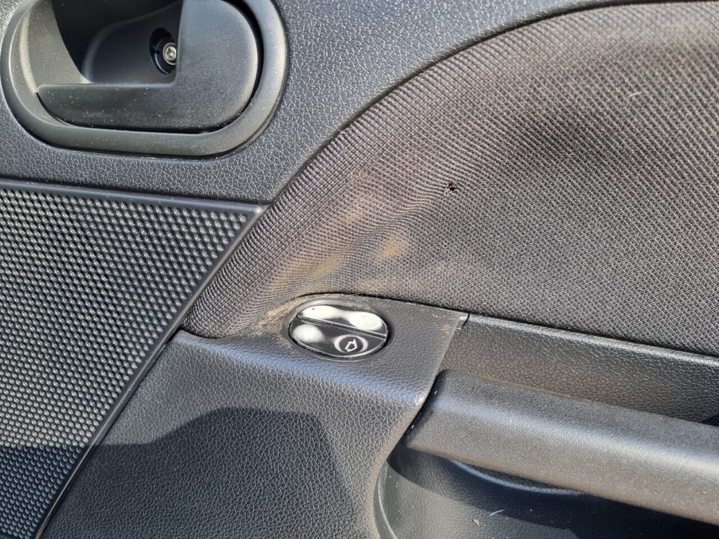 Used Ford Fiesta 2006 for sale - 77952413: Photo 13