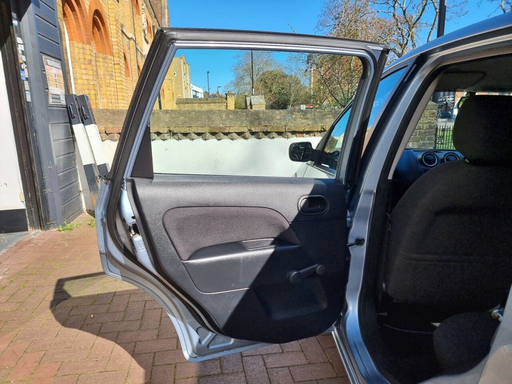 Used Ford Fiesta 2006 for sale - 77952413: Photo 28