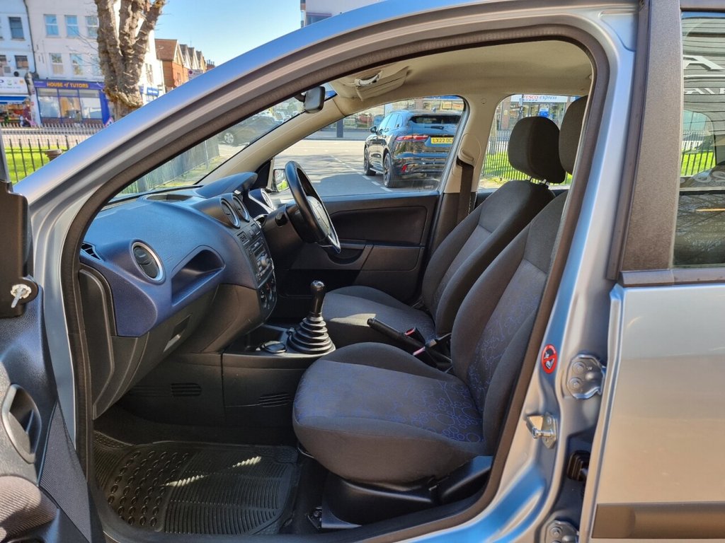 Used Ford Fiesta 2006 for sale - 77952413: Photo 33