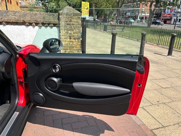 Used MINI Hatch 2010 for sale - 75195385: Photo 12