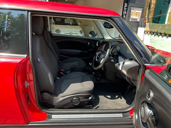Used MINI Hatch 2010 for sale - 75195385: Photo 13