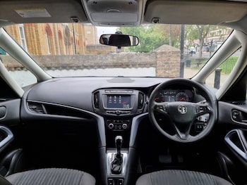 Used Vauxhall Zafira Tourer 2017 for sale - 78487532: Photo