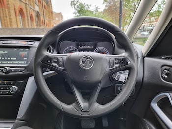 Used Vauxhall Zafira Tourer 2017 for sale - 78487532: Photo