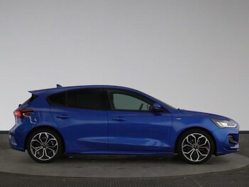 Used Ford Focus 2023 for sale - 79275582: Photo