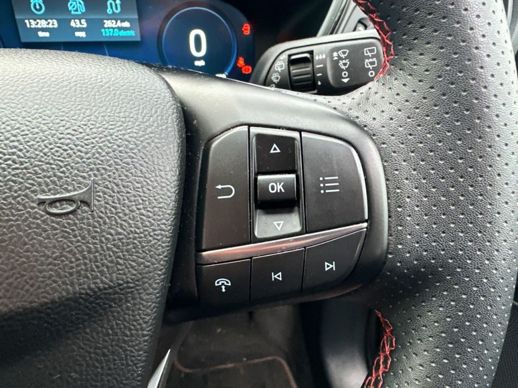 Used Ford Kuga 2025 for sale - 77138816: Photo 13