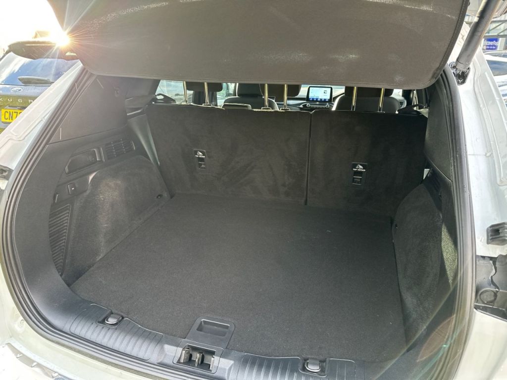 Used Ford Kuga 2022 for sale - 76428855: Photo 13