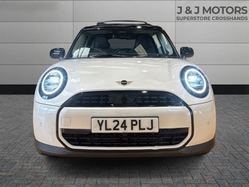 Used MINI Cooper 2024 for sale - 76345058: Photo 2