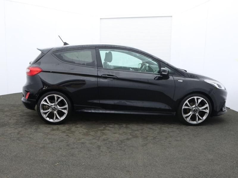 Used Ford Fiesta 2021 for sale - 76428867: Photo 2