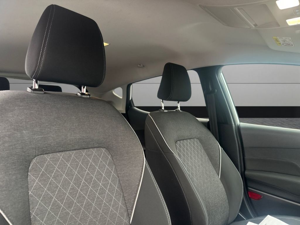 Used Ford Fiesta 2018 for sale - 77639071: Photo 11