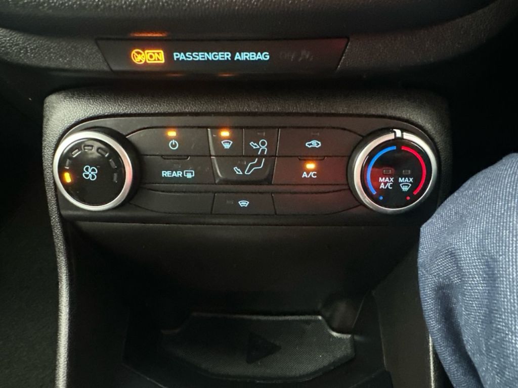 Used Ford Fiesta 2018 for sale - 77639071: Photo 15