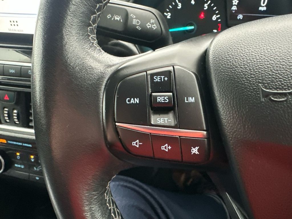 Used Ford Fiesta 2018 for sale - 77639071: Photo 16