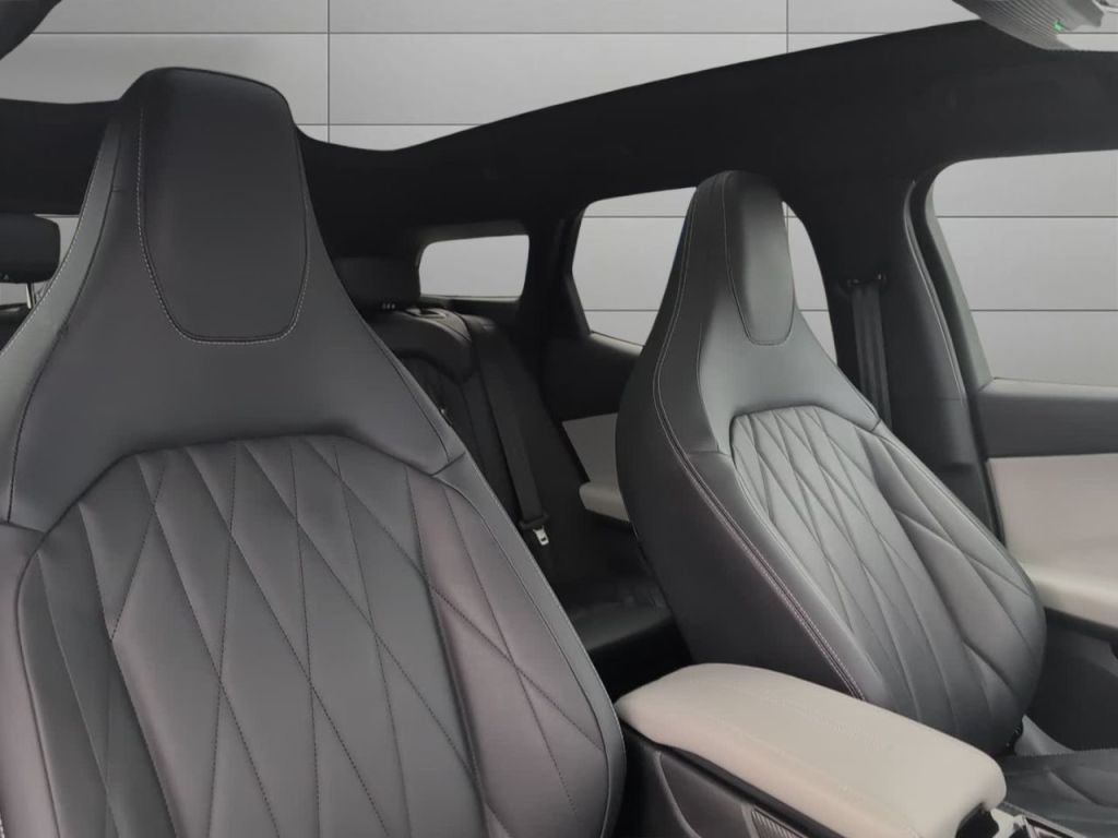 Used Ford Explorer 2025 for sale - 76641975: Photo 10