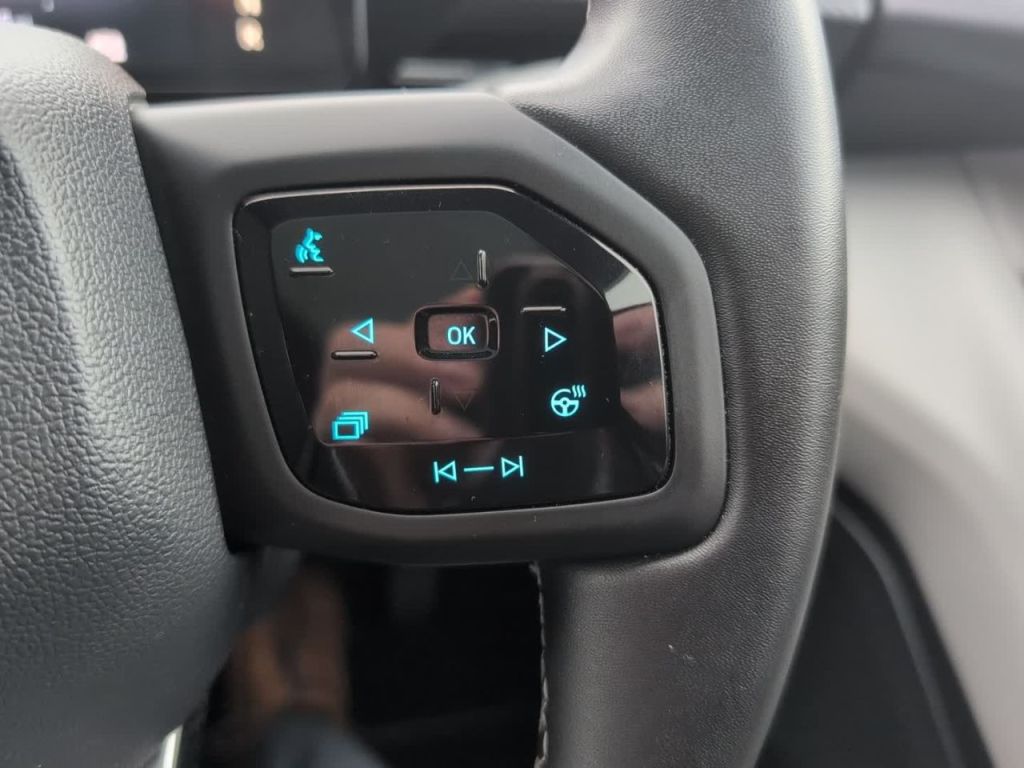 Used Ford Explorer 2025 for sale - 76641975: Photo 18