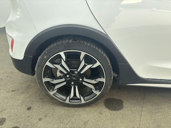 Used Ford Fiesta 2023 for sale - 79103028: Photo