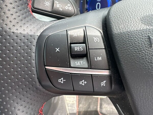 Used Ford Kuga 2023 for sale - 76147212: Photo 15