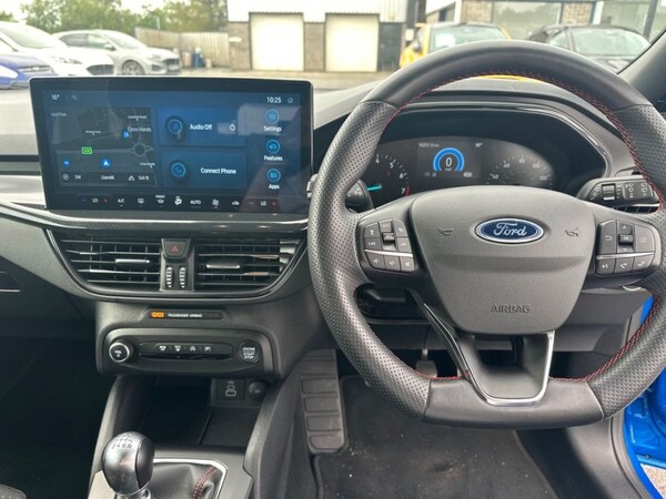 Used Ford Focus 2023 for sale - 75287394: Photo 12