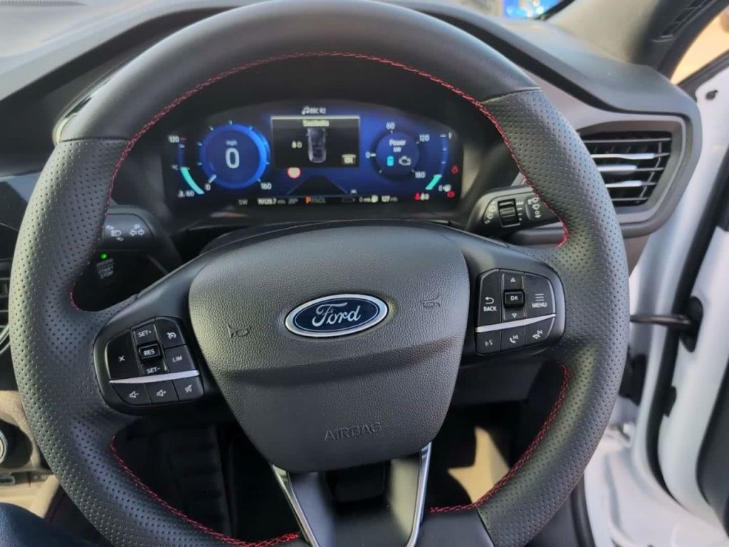 Used Ford Kuga 2022 for sale - 77431533: Photo 15