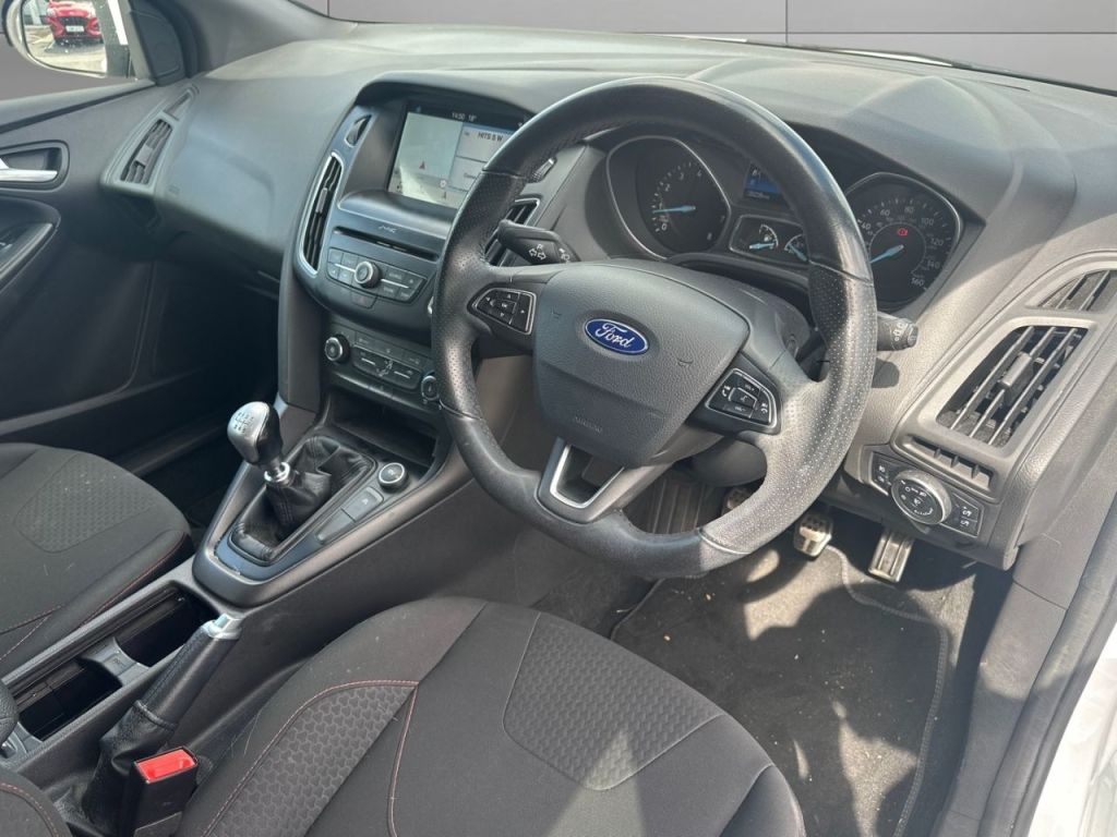 Used Ford Focus 2018 for sale - 76303242: Photo 10