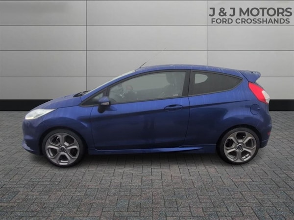 Used Ford Fiesta 2016 for sale - 76184910: Photo 4