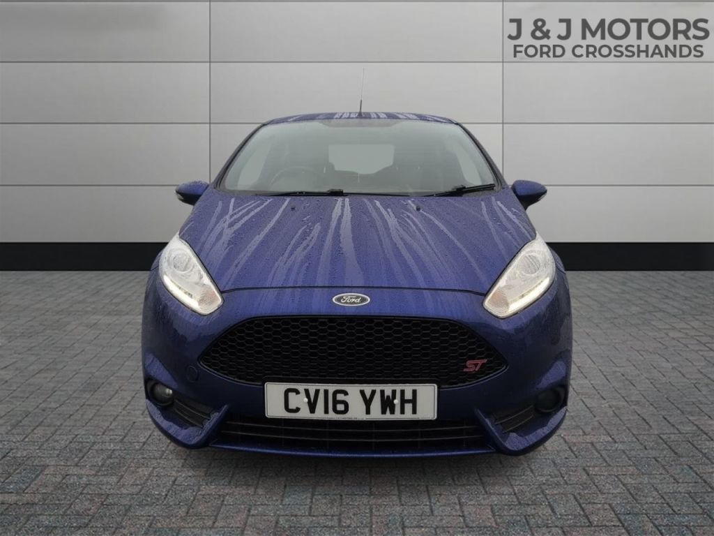 Used Ford Fiesta 2016 for sale - 76449465: Photo 2