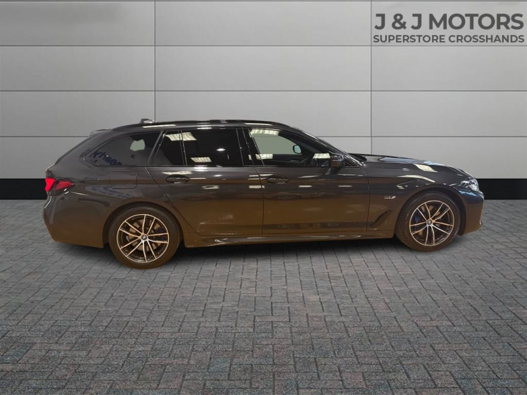 Used BMW 5 Series 2023 for sale - 76355945: Photo 12