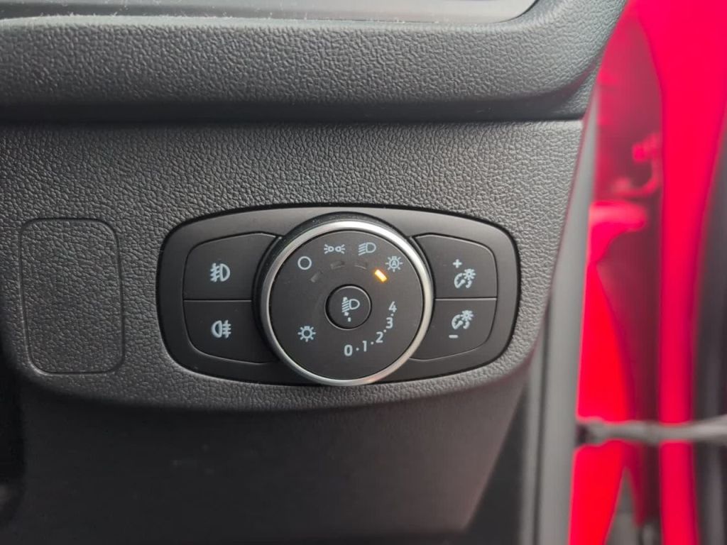 Used Ford Focus 2021 for sale - 77557528: Photo 11