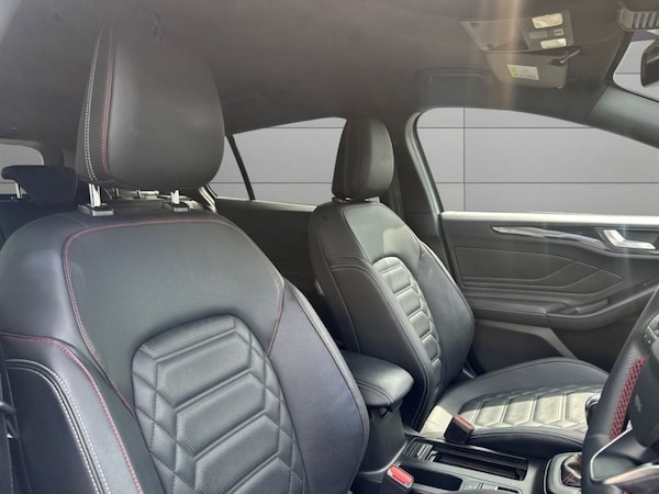 Used Ford Focus 2022 for sale - 75410694: Photo 14