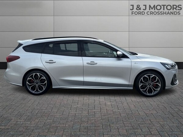 Used Ford Focus 2022 for sale - 75410694: Photo 8