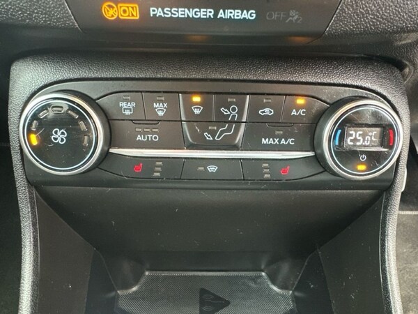 Used Ford Fiesta 2018 for sale - 76181253: Photo 17