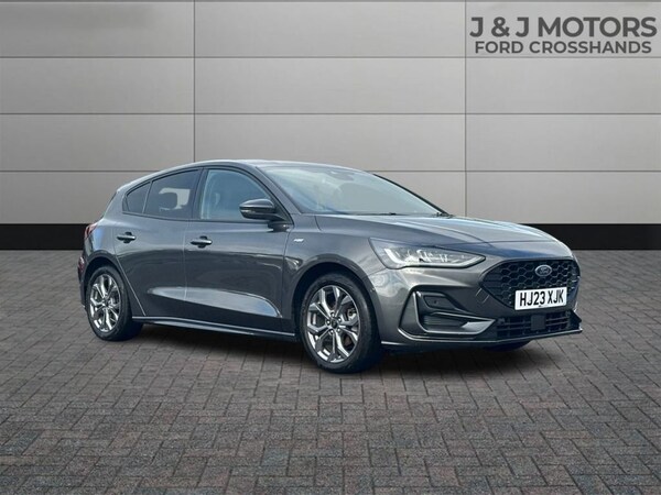 Used Ford Focus 2023 for sale - 75560139: Photo 1