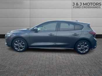 Used Ford Focus 2023 for sale - 75560139: Photo
