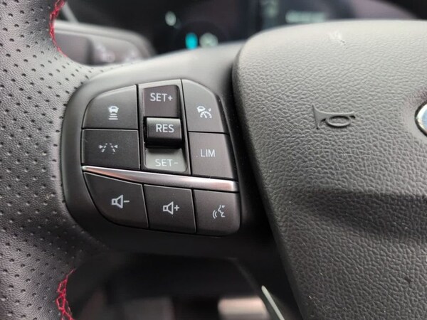 Used Ford Kuga 2025 for sale - 76235180: Photo 15