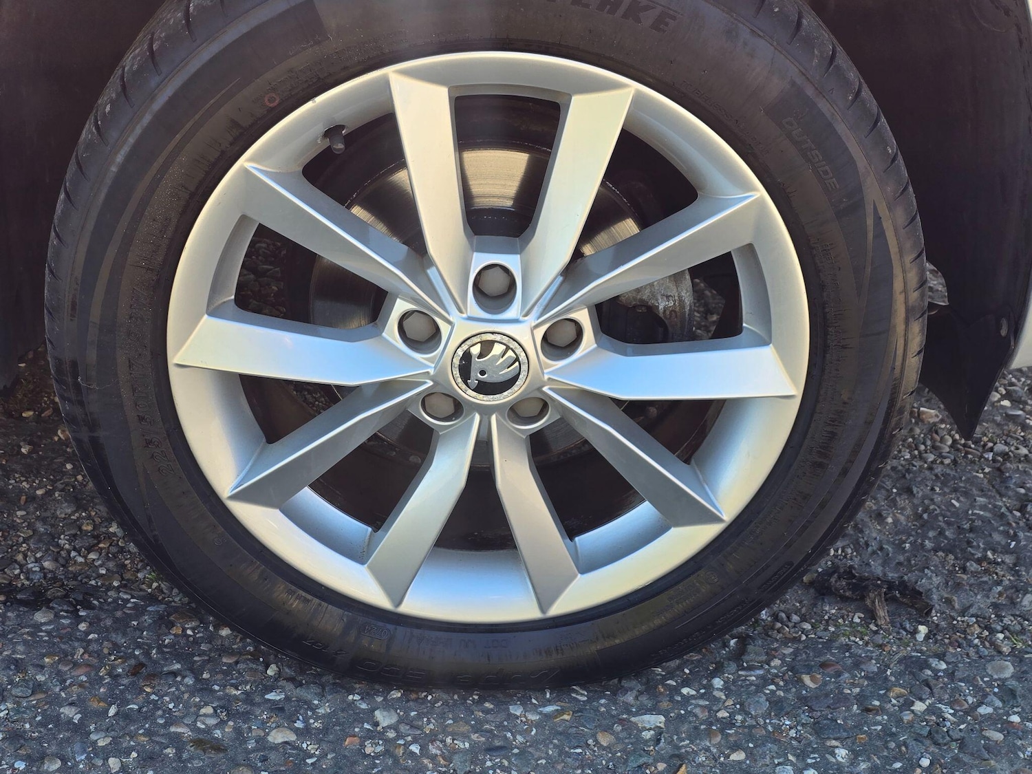 Used Skoda Yeti 2014 for sale - 77614673: Photo 18