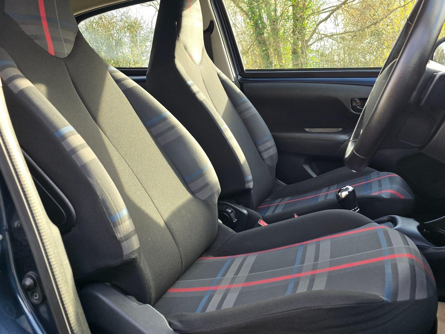 Used Peugeot 108 2016 for sale - 76739349: Photo 16