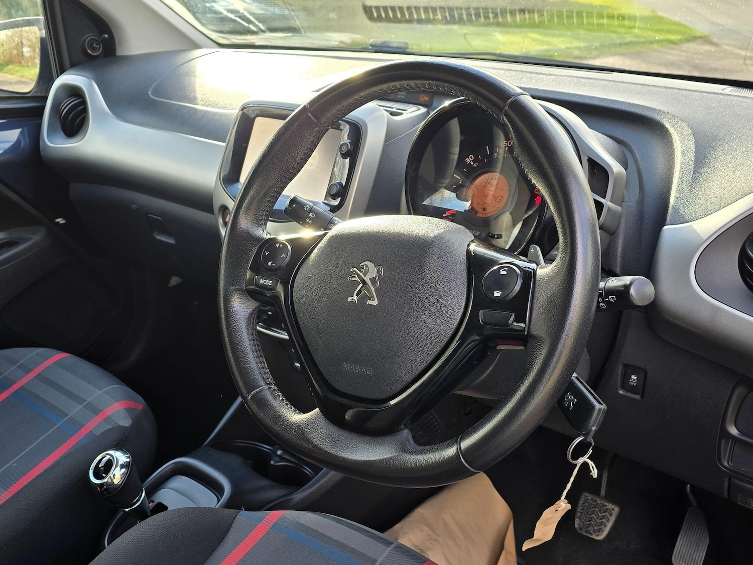 Used Peugeot 108 2016 for sale - 76739349: Photo 18