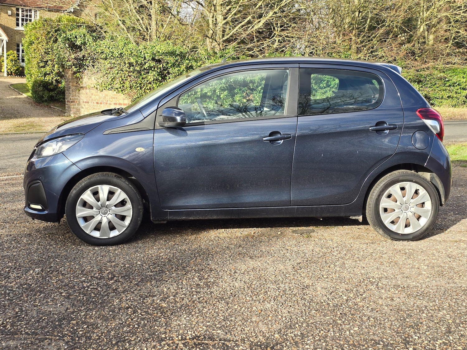 Used Peugeot 108 2016 for sale - 76739349: Photo 6