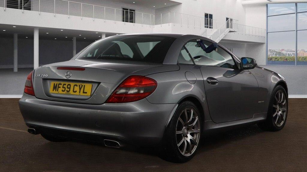 Used Mercedes-Benz SLK 2009 for sale - 76361023: Photo 4