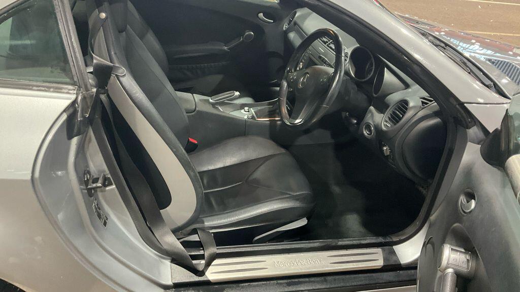 Used Mercedes-Benz SLK 2009 for sale - 76361023: Photo 7