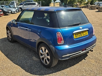 Used MINI Hatch 2006 for sale - 79354040: Photo