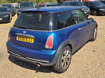 Used MINI Hatch 2006 for sale - 79354040: Photo